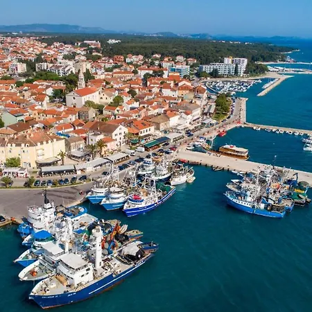 Sinka Zimmer 3 * Biograd Na Moru