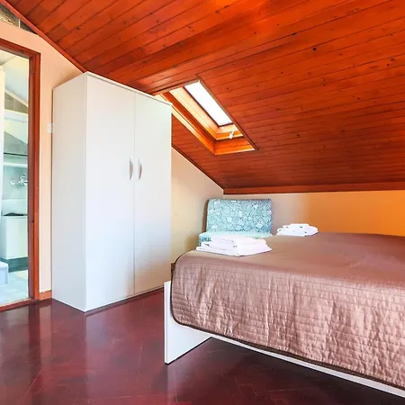 Sinka Zimmer 3 *