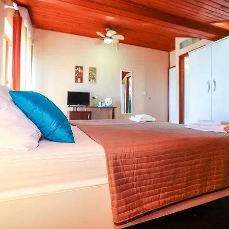Sinka Zimmer 3 Hotel *