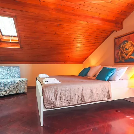 Sinka Zimmer 3 *